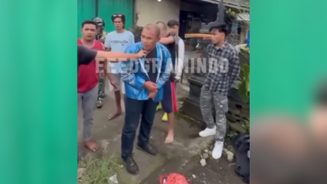 Aiptu IWS polisi yang jambret kalung pedagang sayur di Bali. [Instagram @ctd.insider]